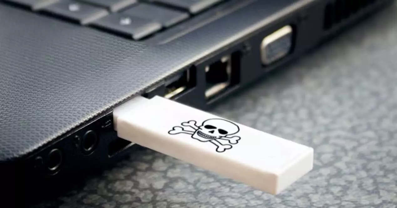 USB Killer: qué es y cómo hace para destruir un ordenador